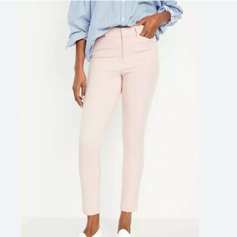 Old Navy pink pants size 4